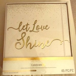 Wedding planner/organizer